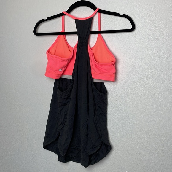 Lululemon tank with built in bra - Picture 4 of 6